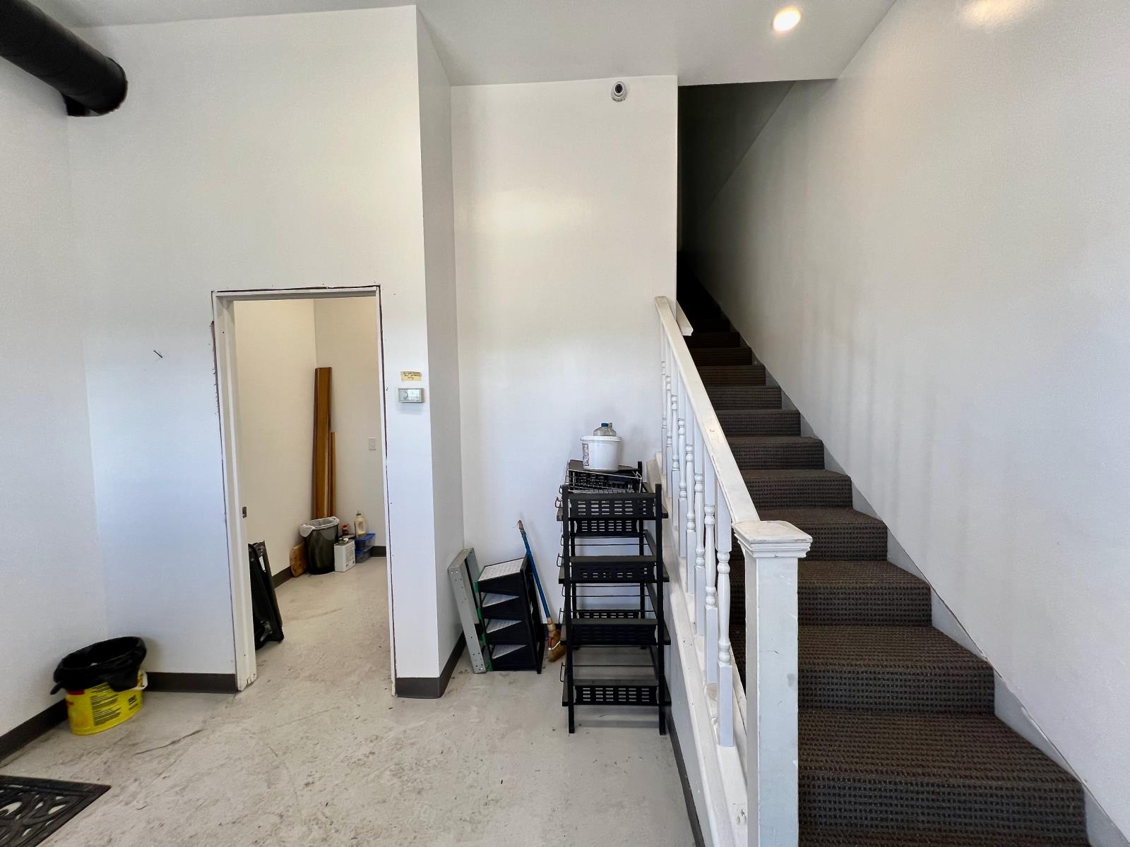 14641 119 Ave NW - photo 3