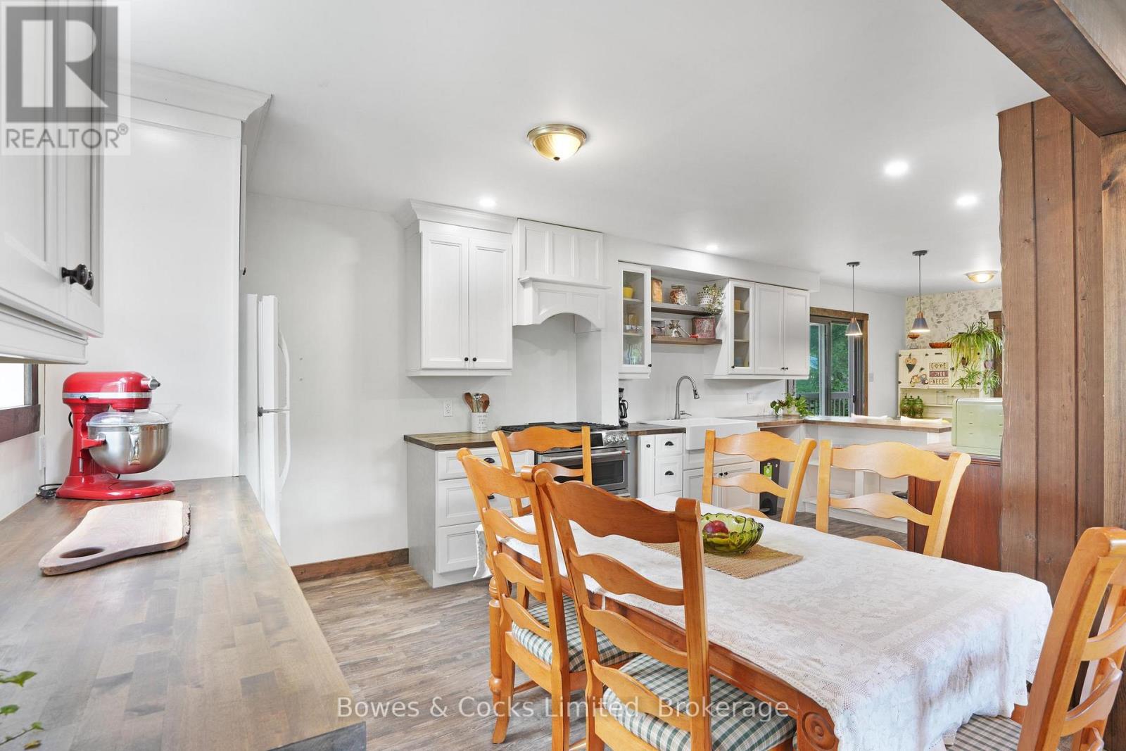 2885 LOWER FARADAY ROAD - 12