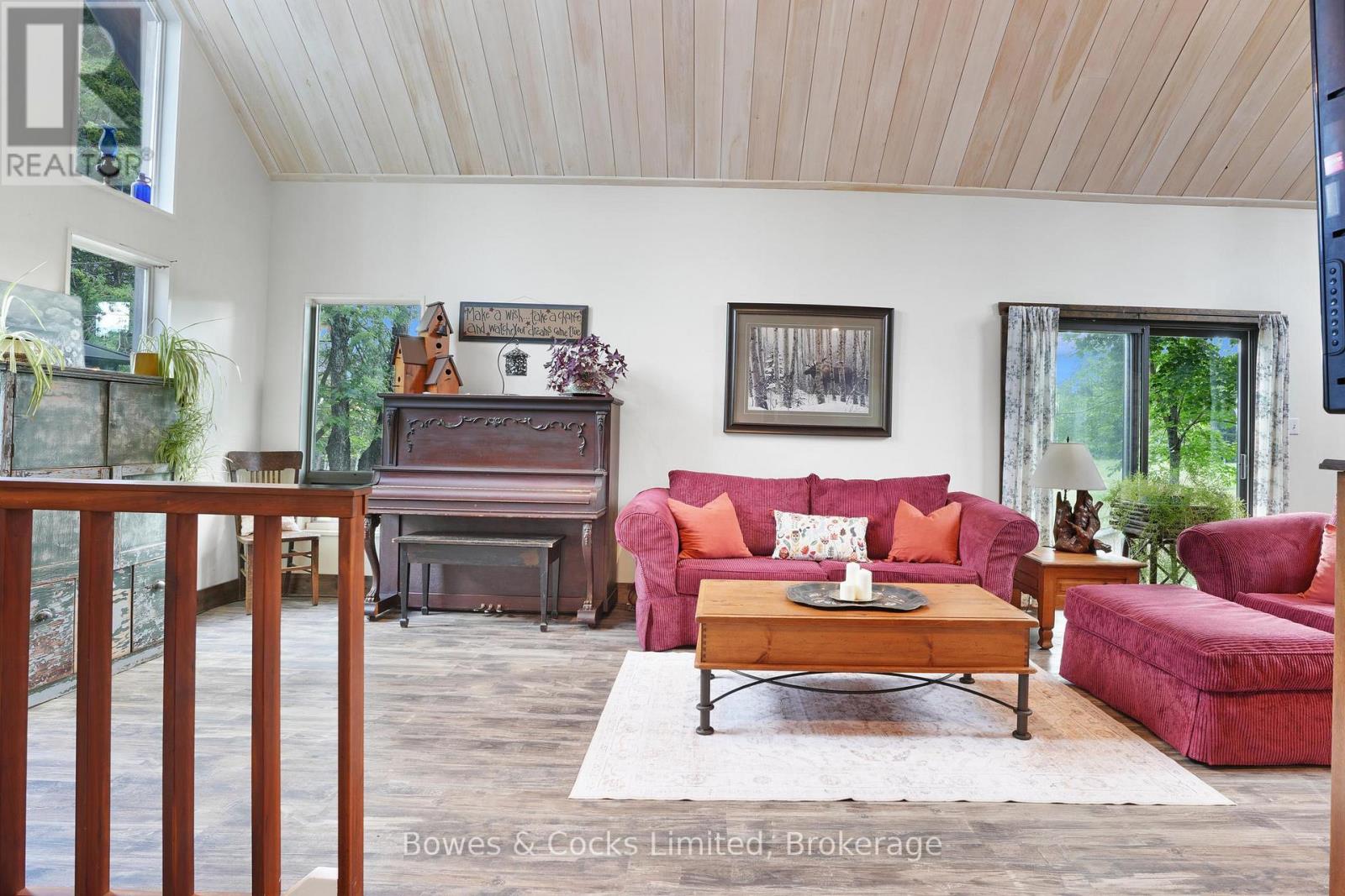 2885 LOWER FARADAY ROAD - 15