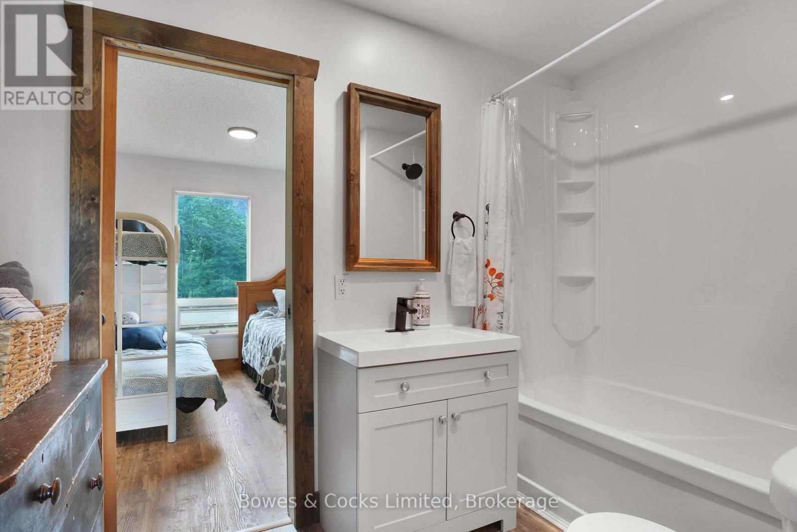 2885 LOWER FARADAY ROAD - 28