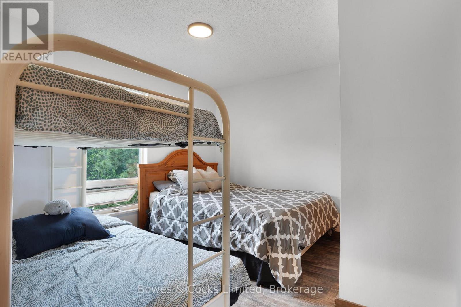 2885 LOWER FARADAY ROAD - 29