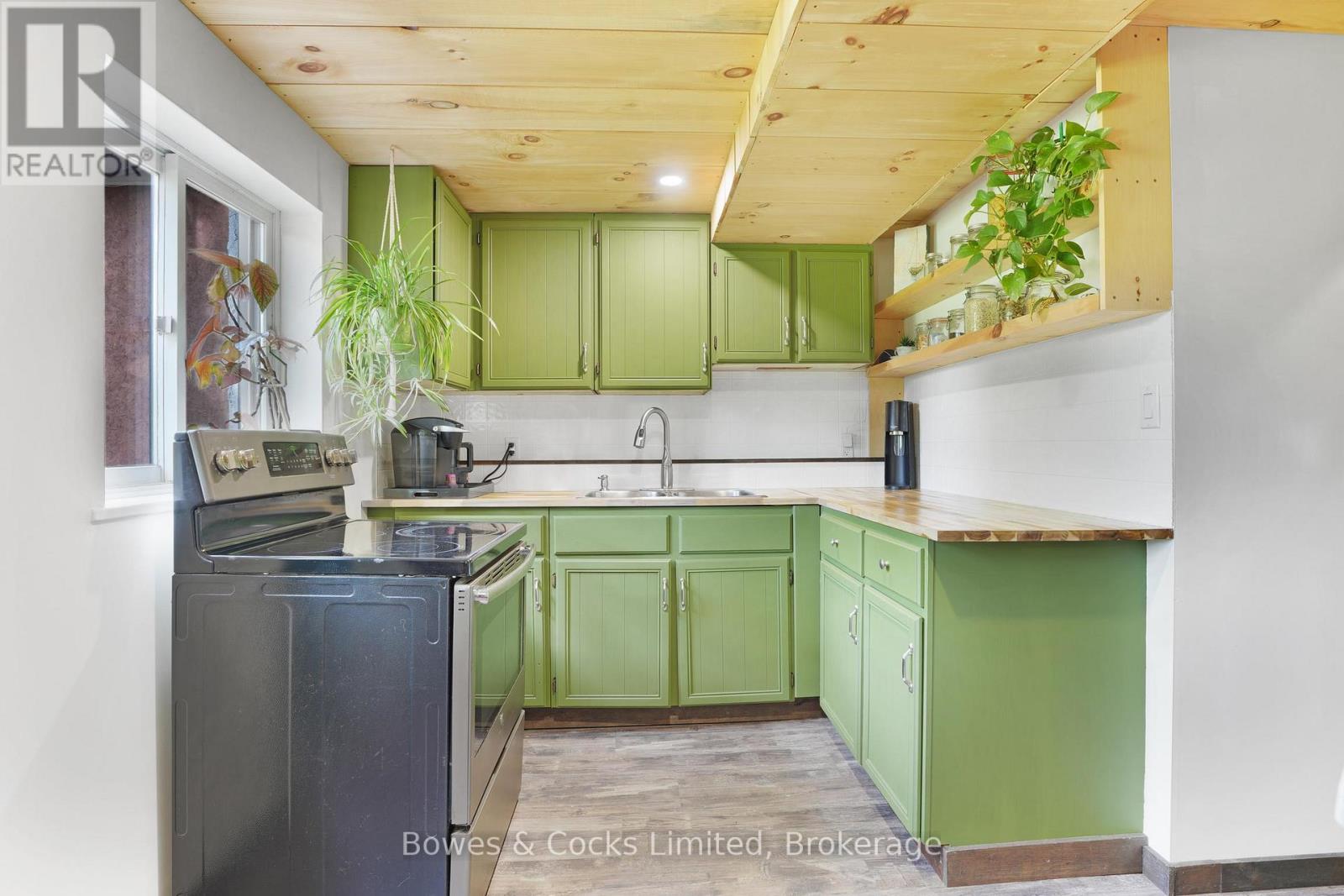 2885 LOWER FARADAY ROAD - 34