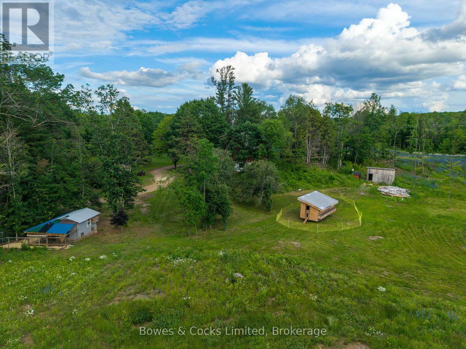 2885 LOWER FARADAY ROAD - 44