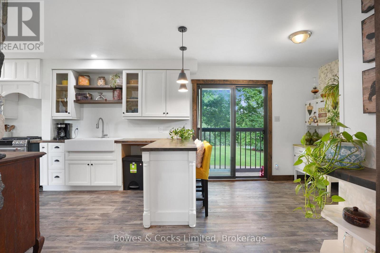 2885 LOWER FARADAY ROAD - 8