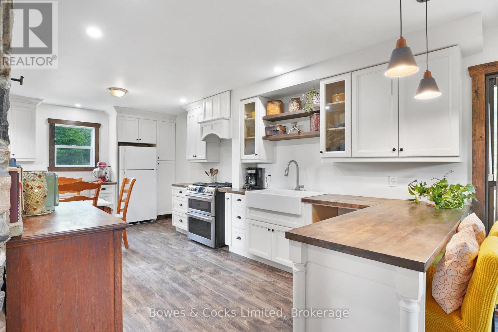 2885 LOWER FARADAY ROAD - 9