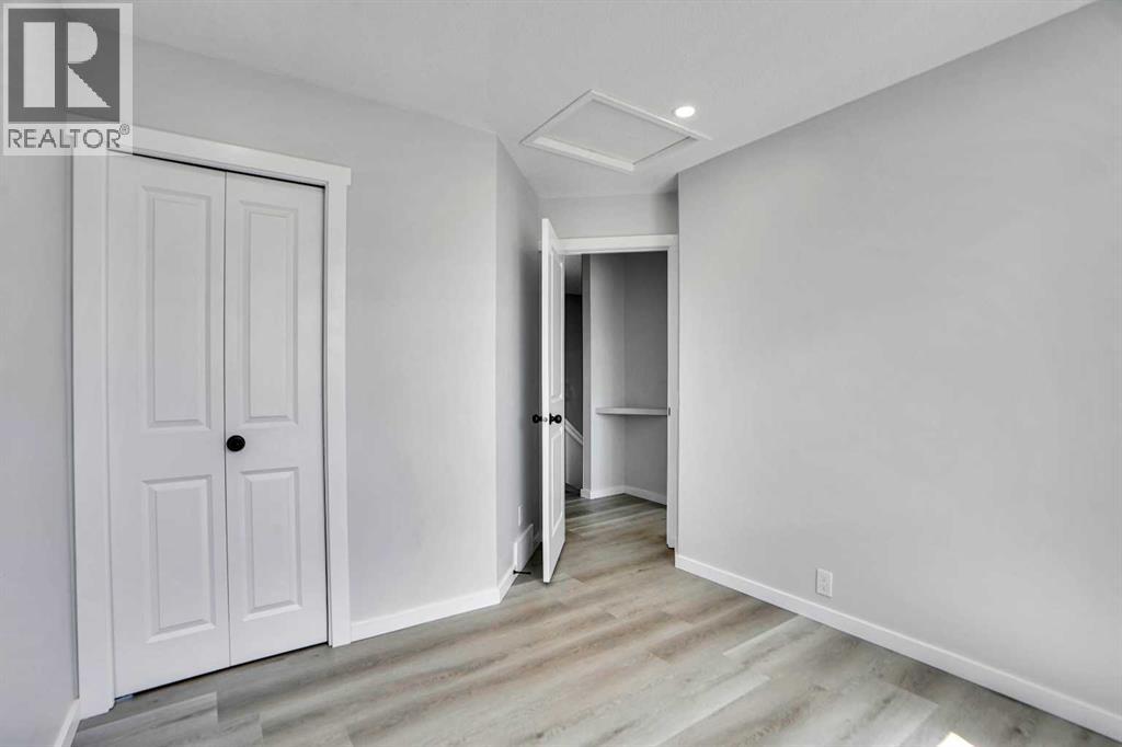 51 Martinridge Grove NE - 25