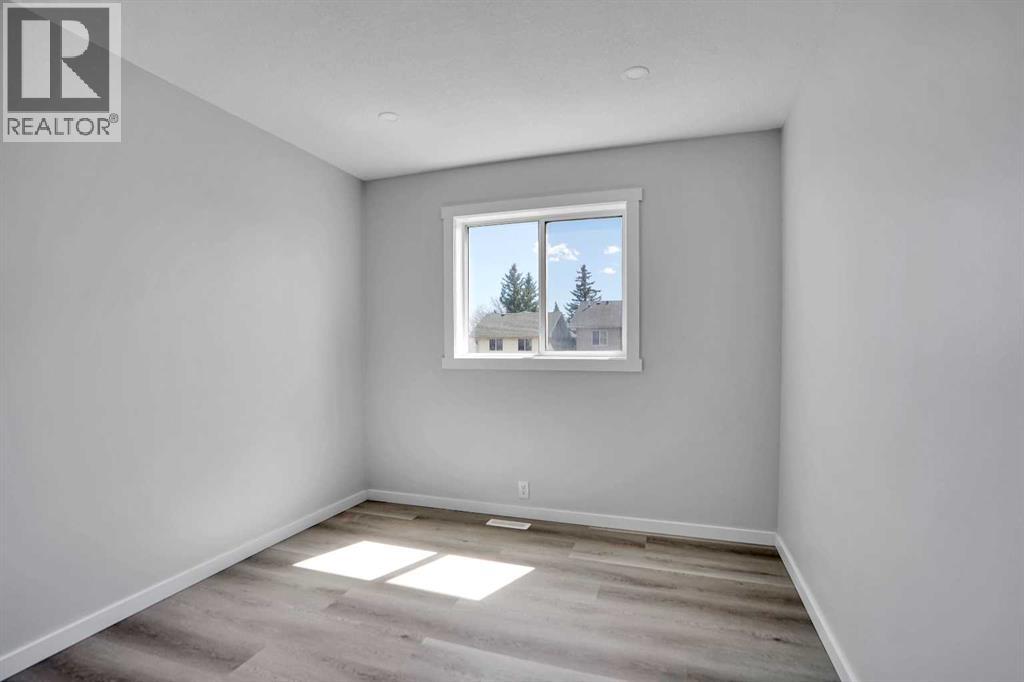 51 Martinridge Grove NE - 22