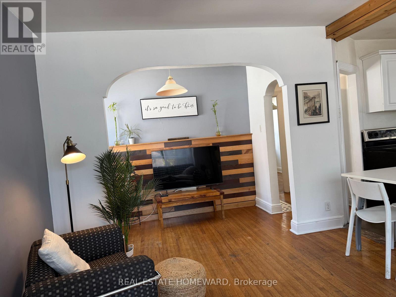 59 MANDERLEY DRIVE - 14