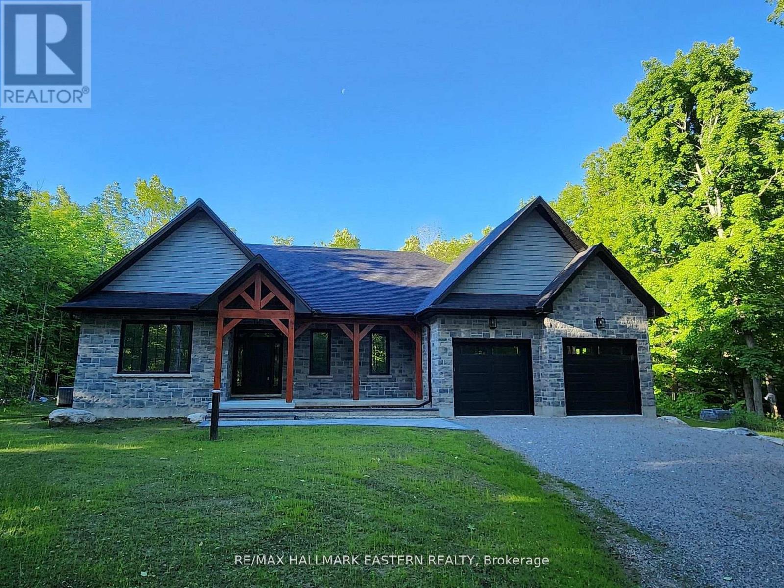 11A MAPLEWOOD COURT - 1