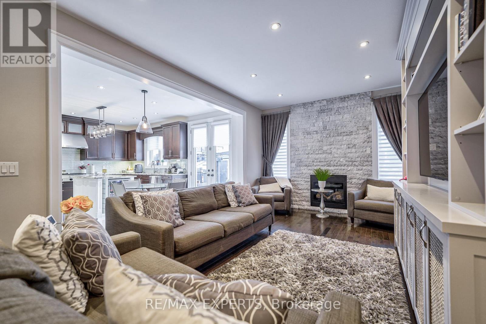 265 CHATFIELD DRIVE N - 15