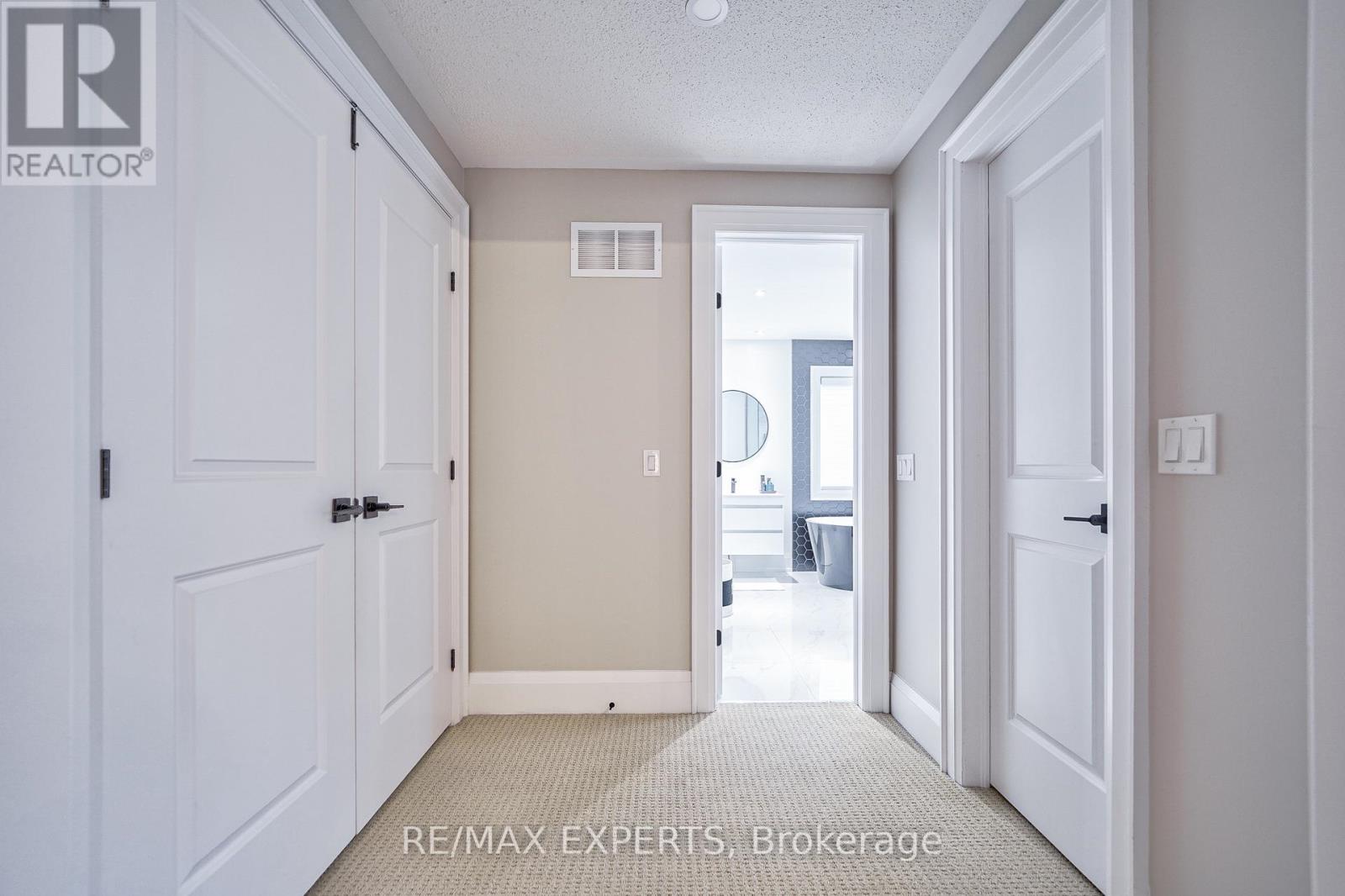 265 CHATFIELD DRIVE N - 28