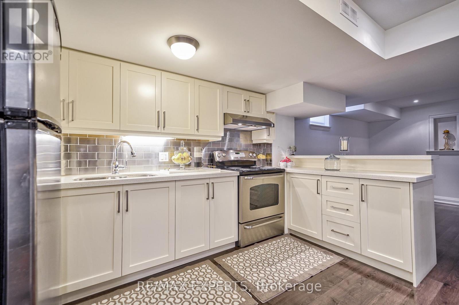 265 CHATFIELD DRIVE N - 41