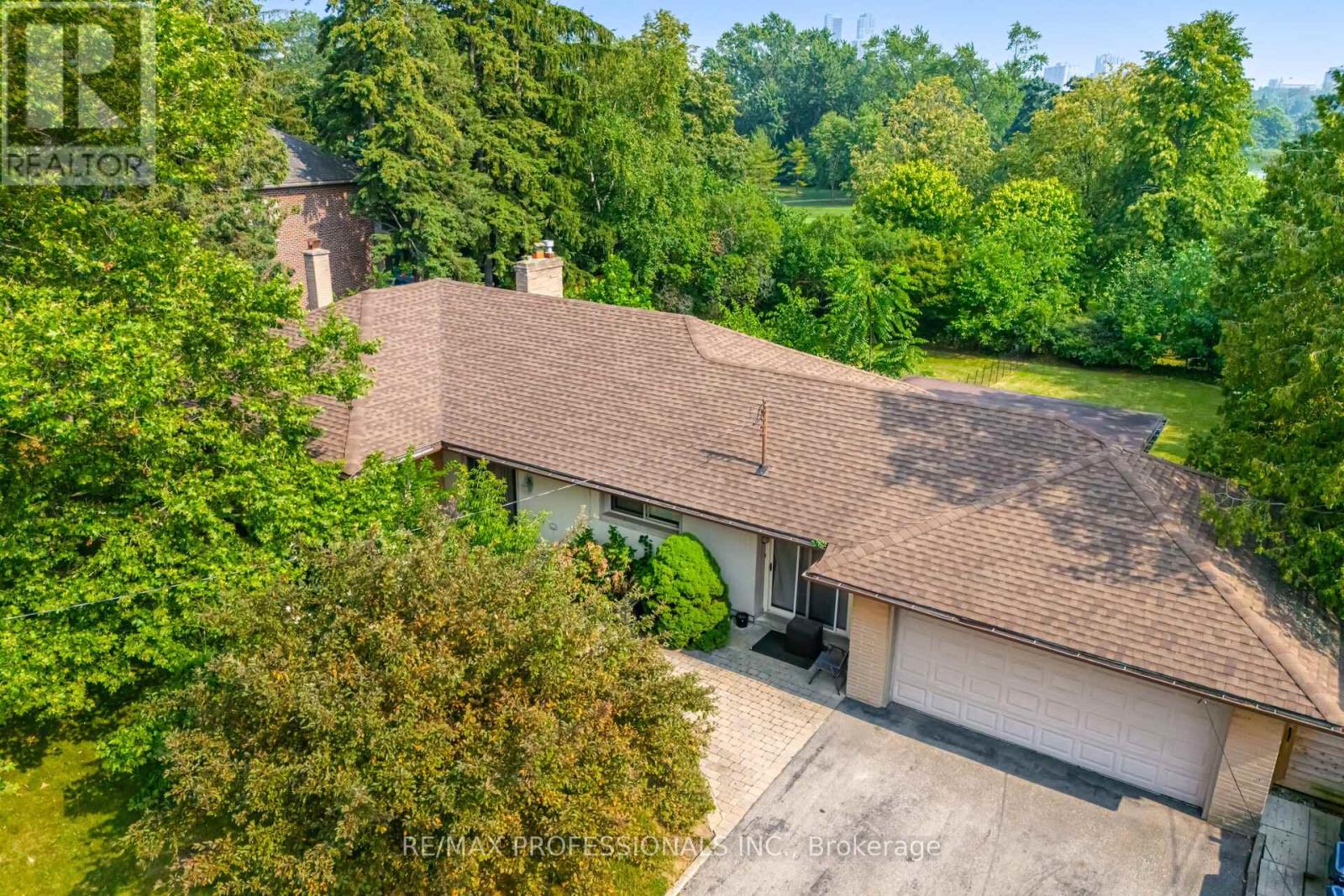 55 BYWOOD DRIVE - 10