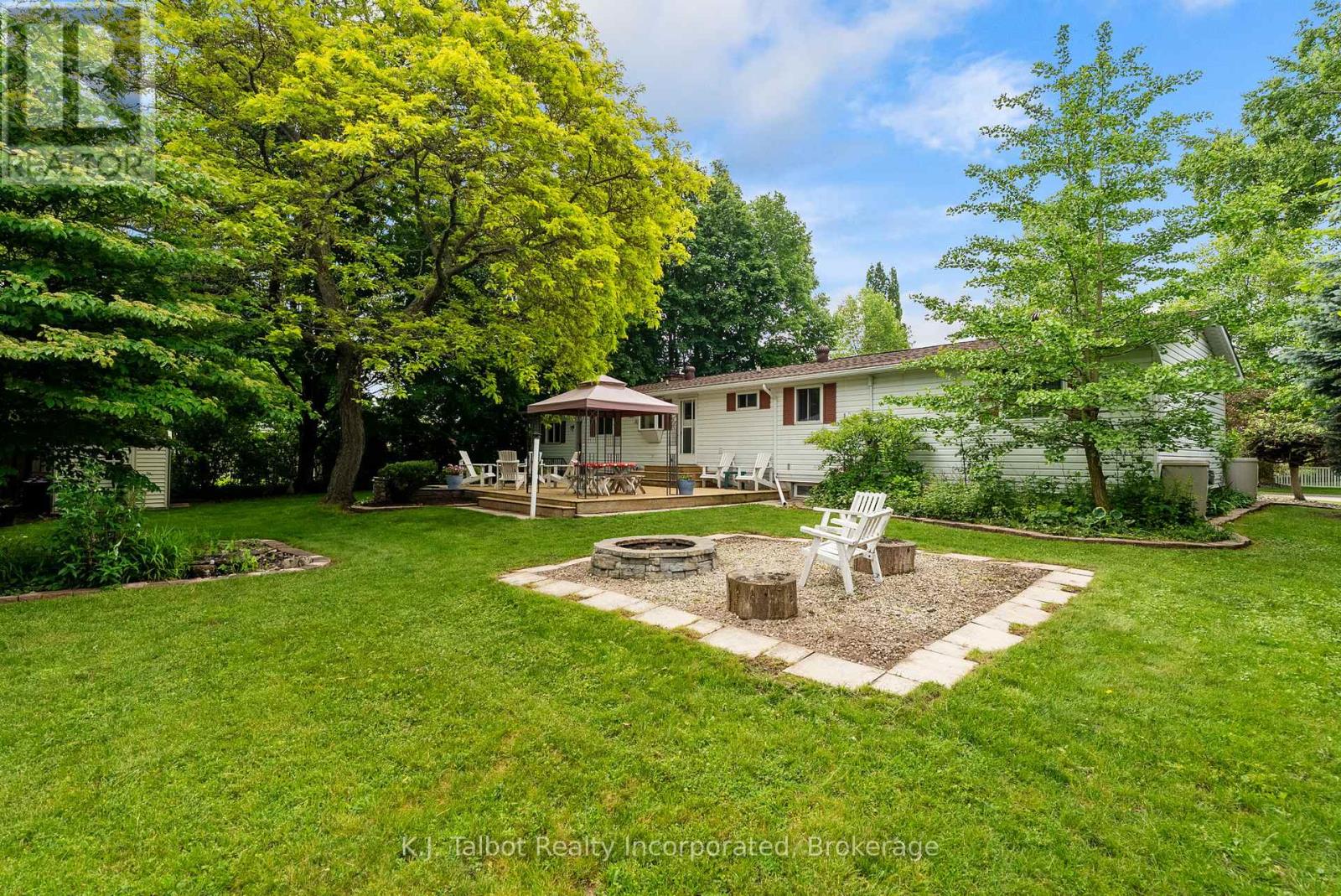 232 PICTON STREET W - 38