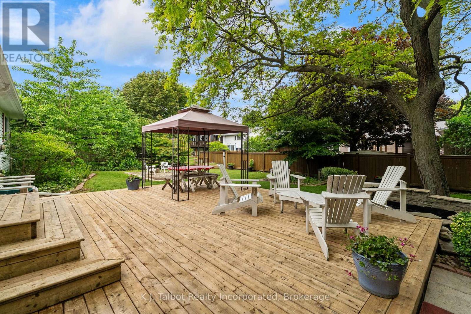 232 PICTON STREET W - 41