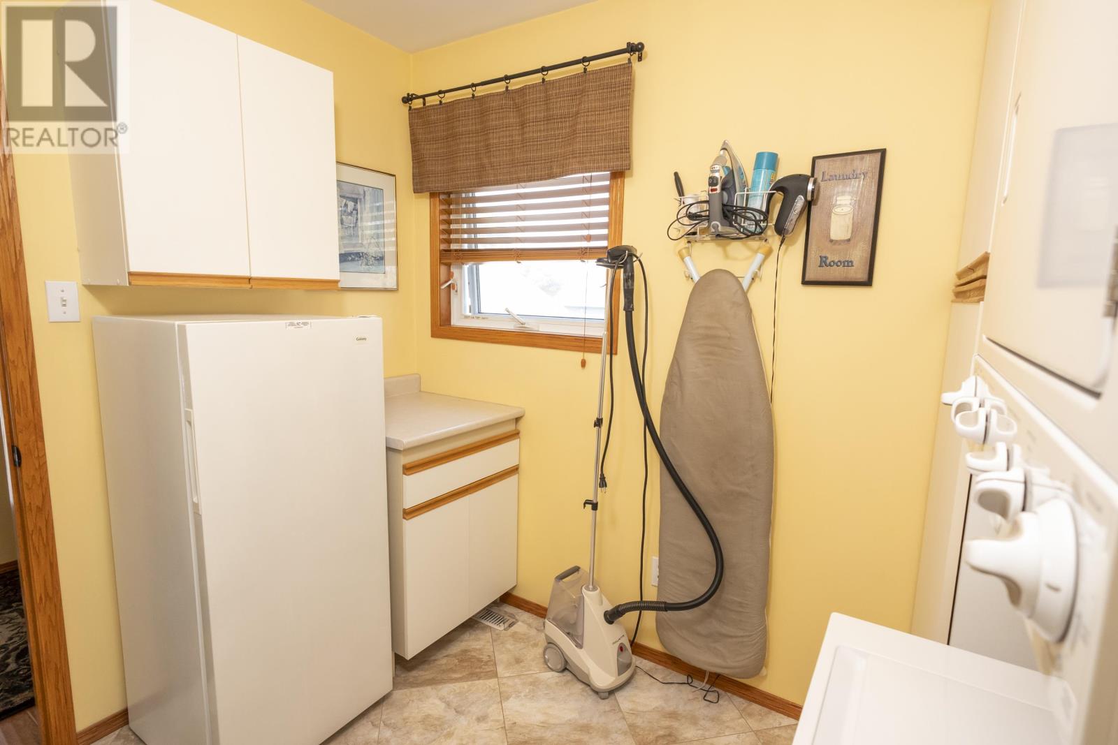 185 Ridgecrest RD - 43