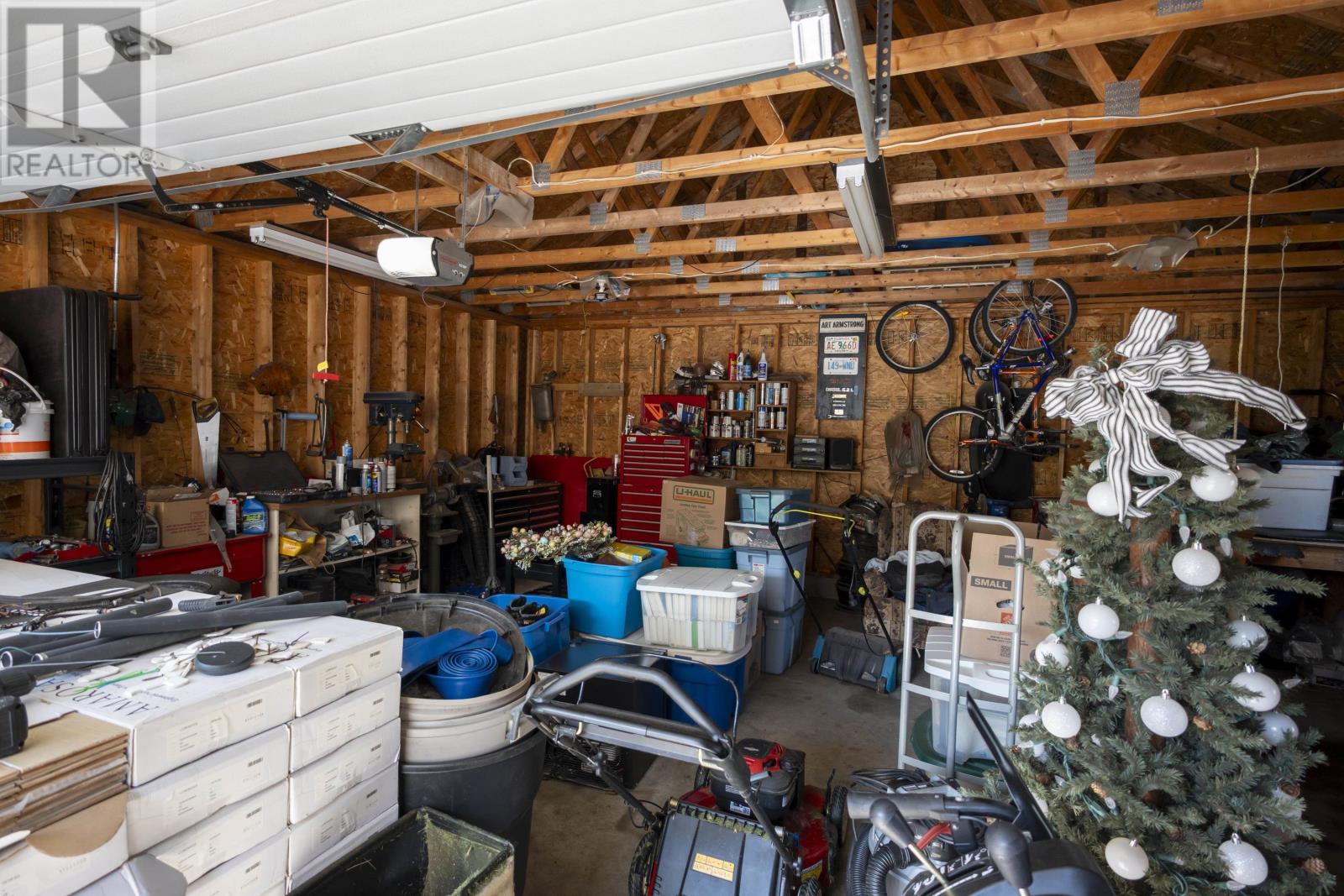 185 Ridgecrest RD - 44