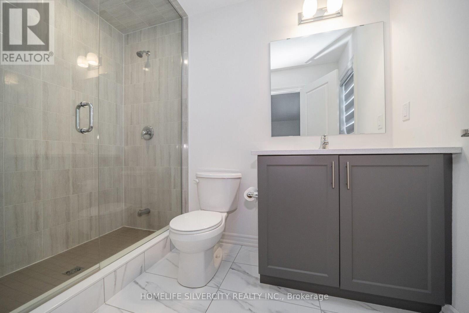 4 SANDHILL CRESCENT - 38