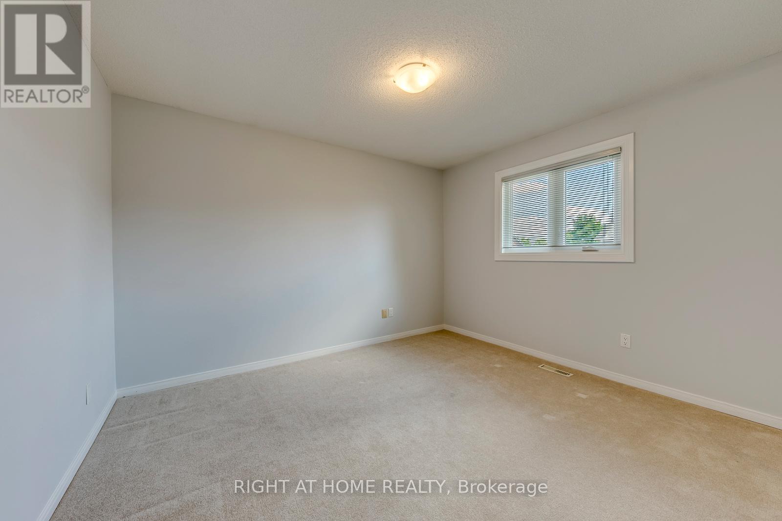 17 NICKEL CRESCENT - Image 29