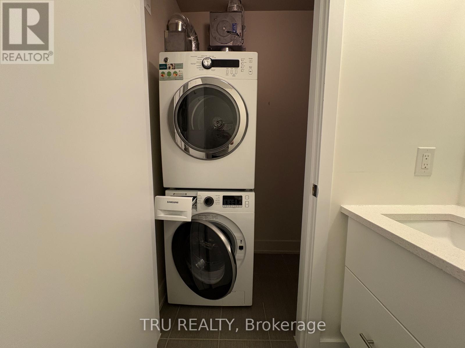 House for Rent in Ottawa – 607 – 108 RICHMOND ROAD, Ottawa – By Peter Sagos - Image 7