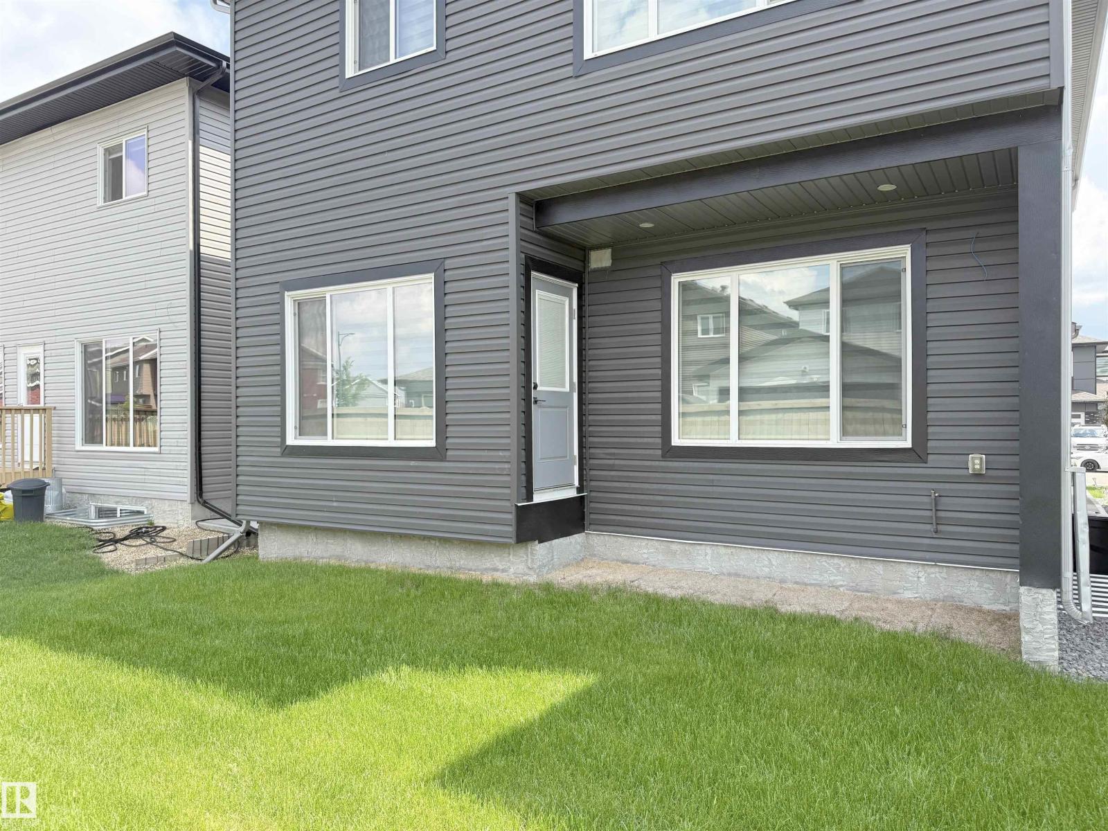 1836 22 ST NW - 10