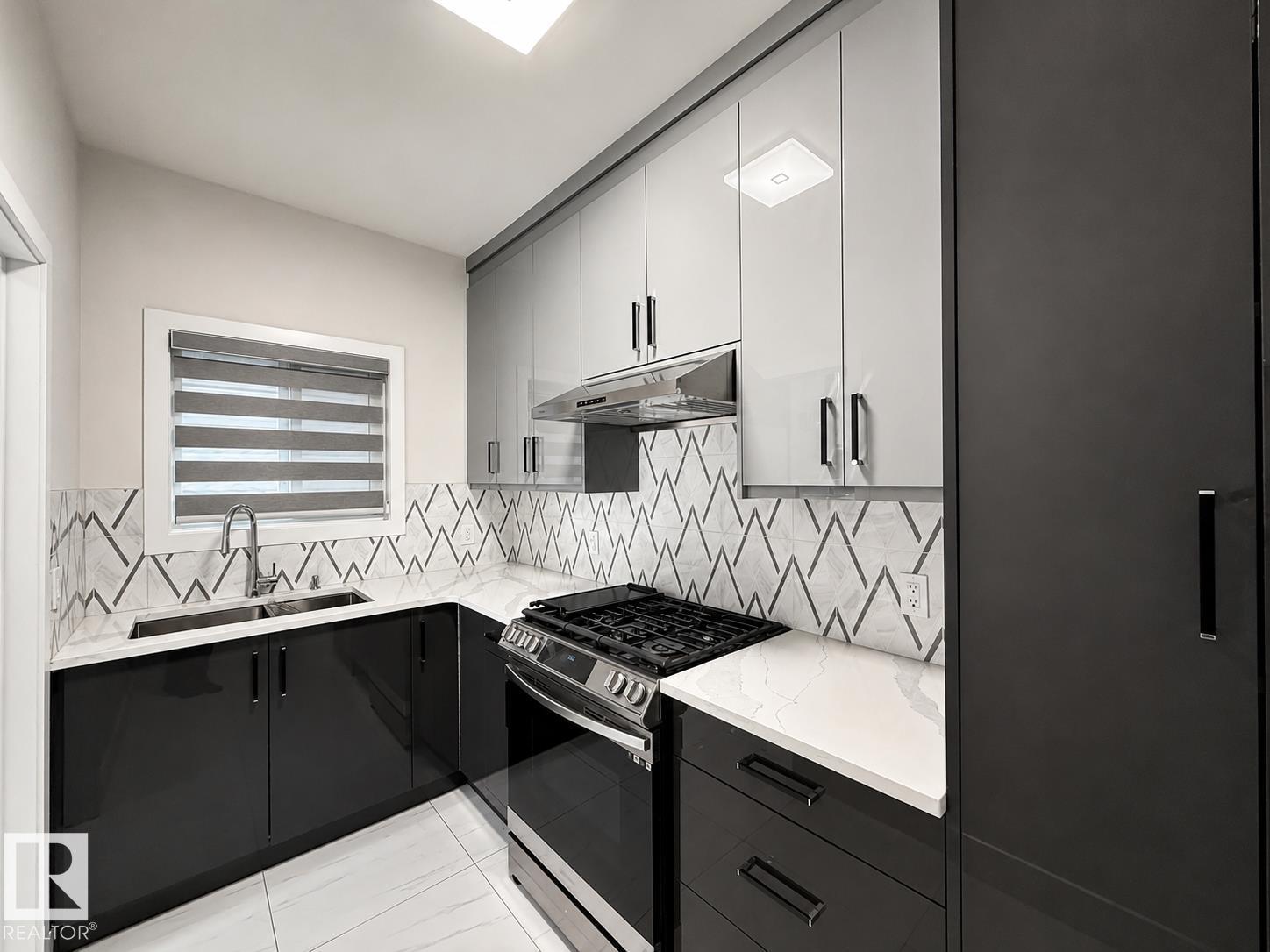 1836 22 ST NW - 13