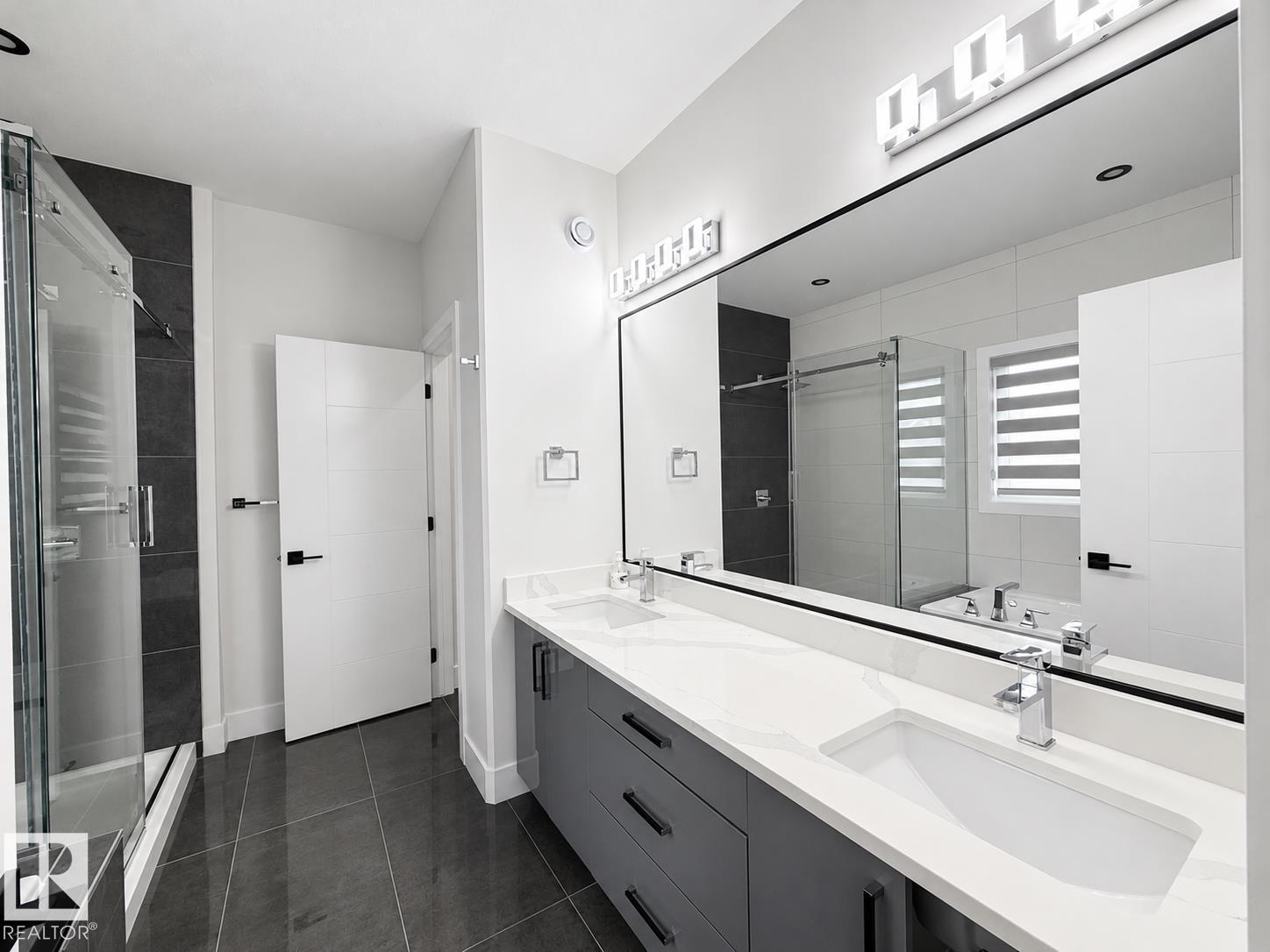 1836 22 ST NW - 20