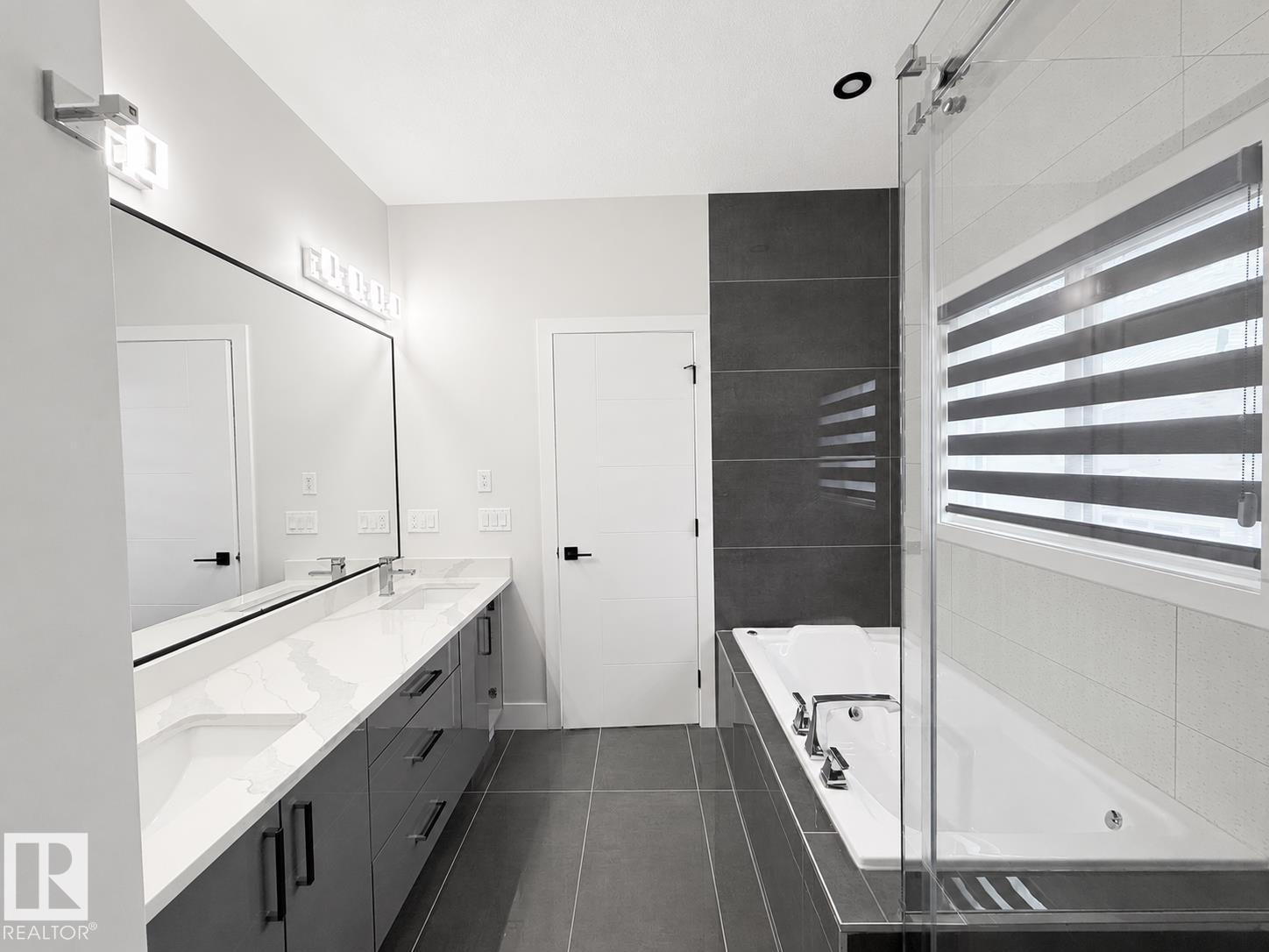 1836 22 ST NW - 22