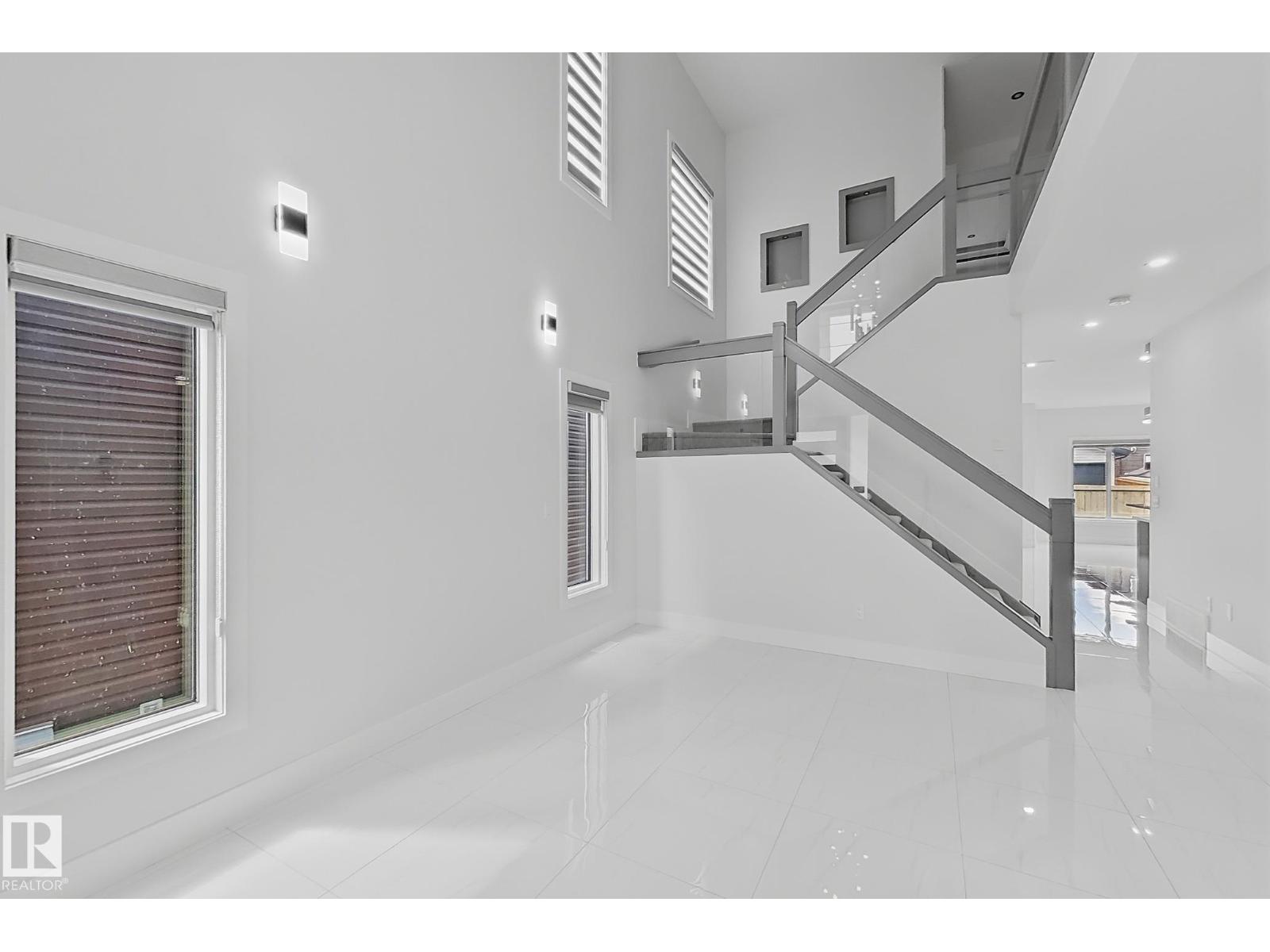 1836 22 ST NW - 24