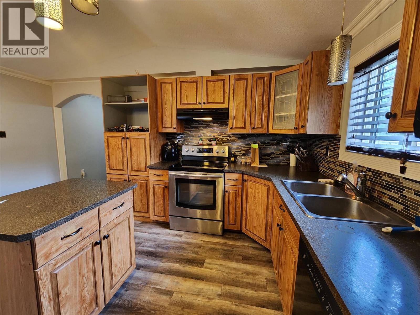 6450 7th Street - 9