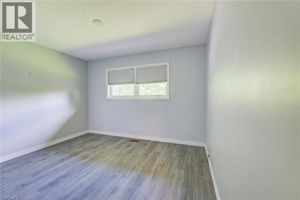 139 ELGIN Crescent - Image 15