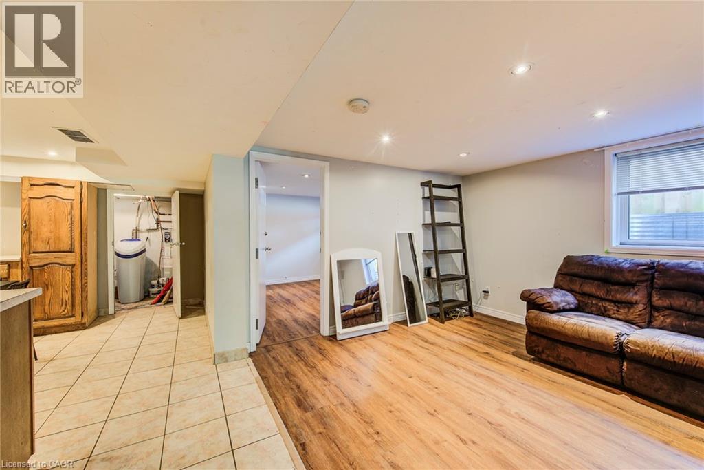 139 ELGIN Crescent - Image 30