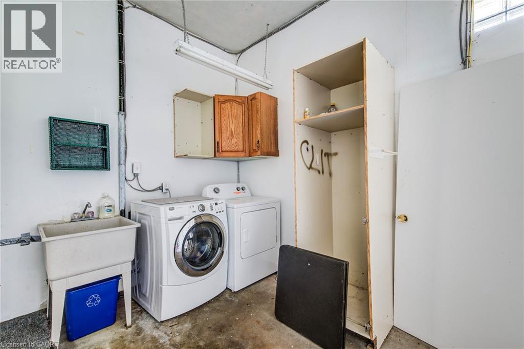 139 ELGIN Crescent - Image 44