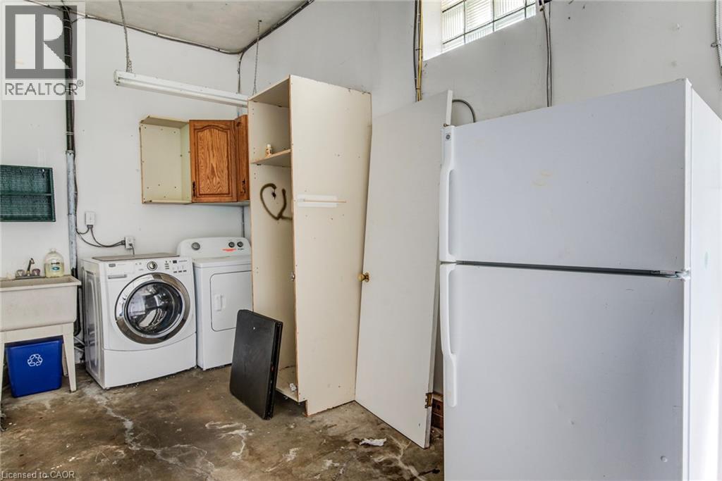 139 ELGIN Crescent - Image 45