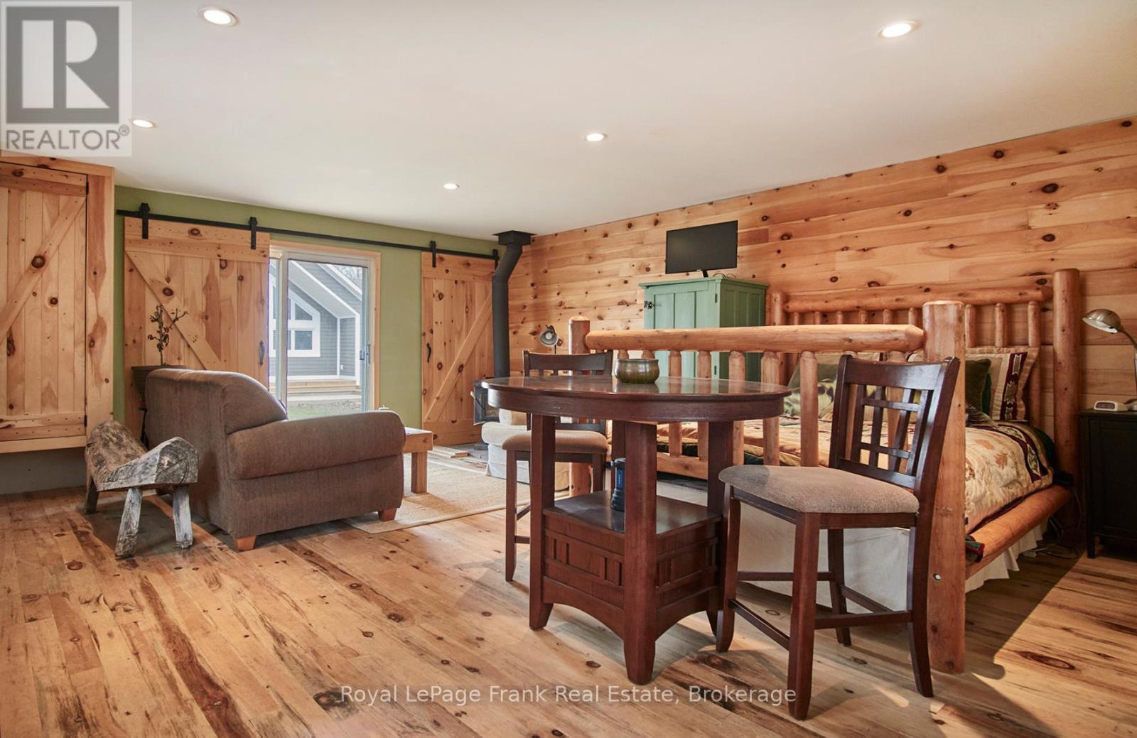 2269 MCCRACKEN'S LANDING ROAD - 30