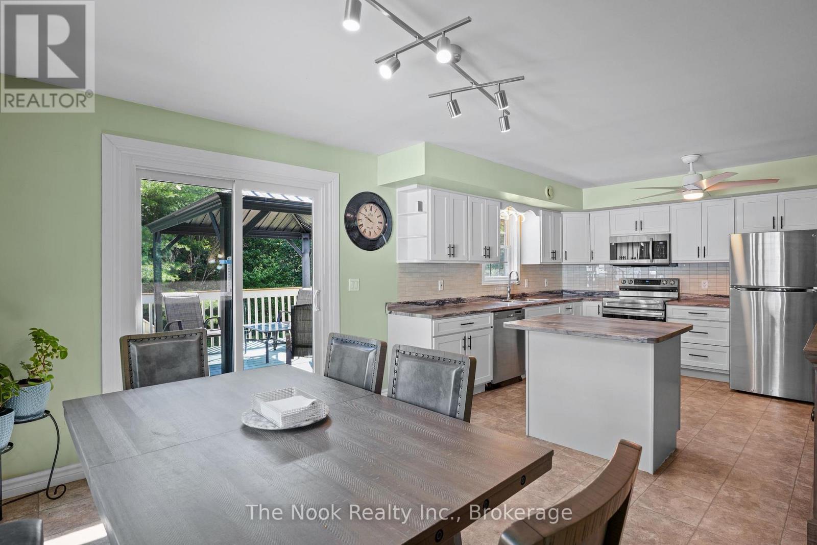 348 CHEMAUSHGON ROAD - 11