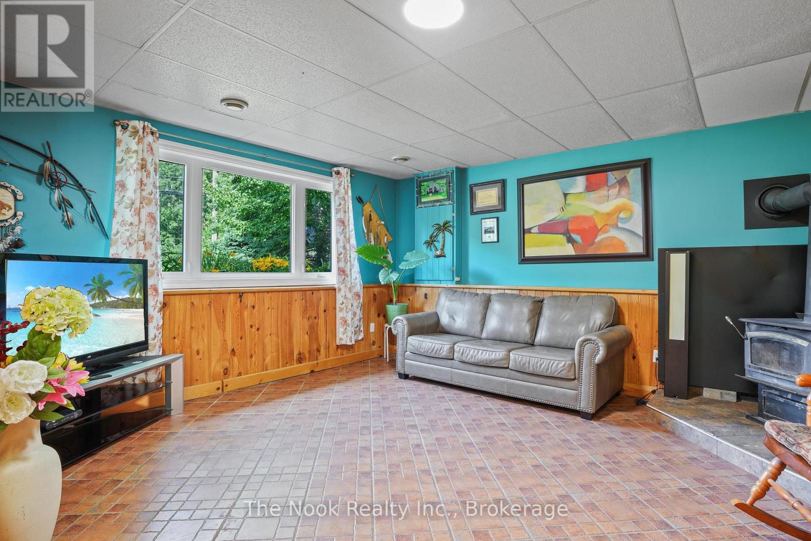 348 CHEMAUSHGON ROAD - 23