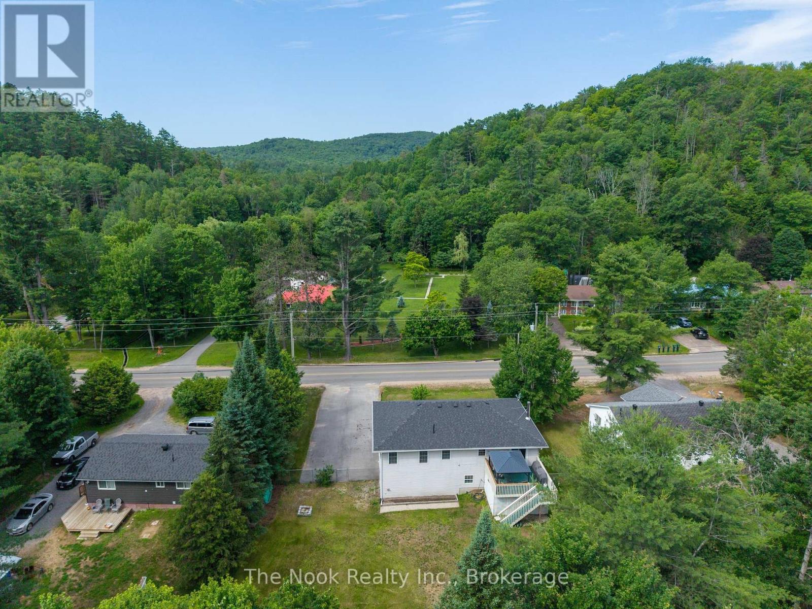 348 CHEMAUSHGON ROAD - 31