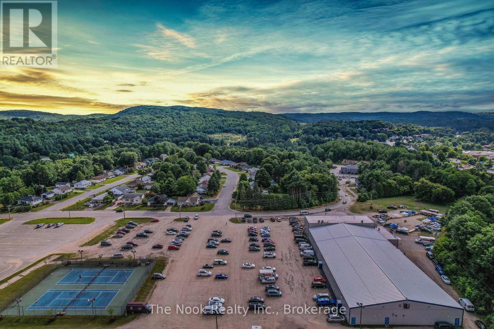 348 CHEMAUSHGON ROAD - 36