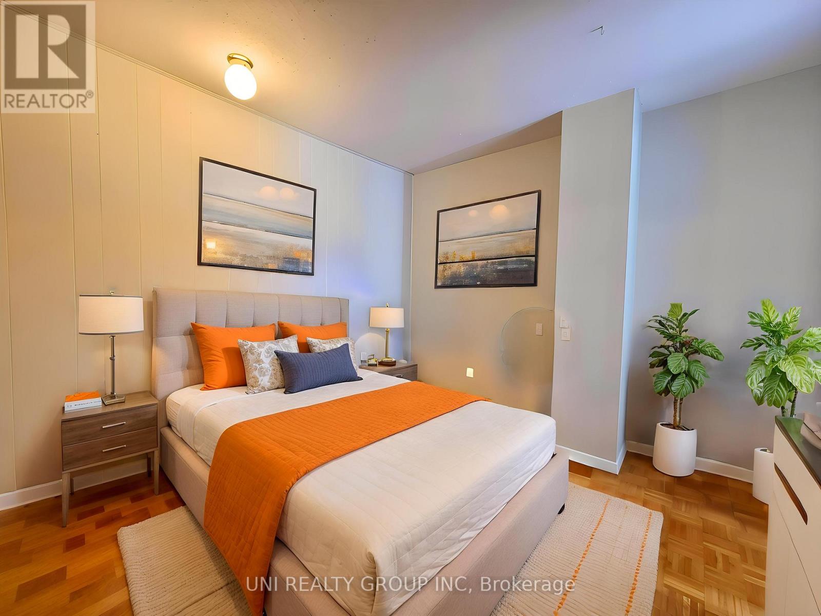 45 GRADY CRESCENT - 25