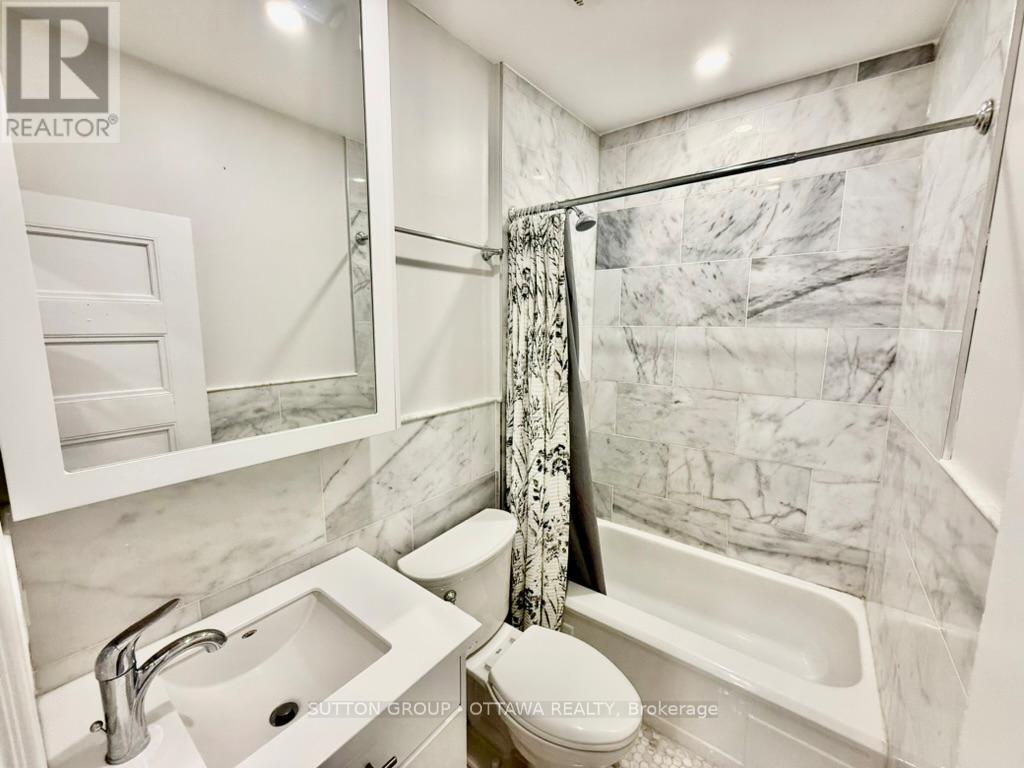 1 Bed, 1 Bath Multi-Family for Rent in Ottawa – 2A – 149 ST ANDREW STREET, Ottawa – MLS# X13522566 - Image 14