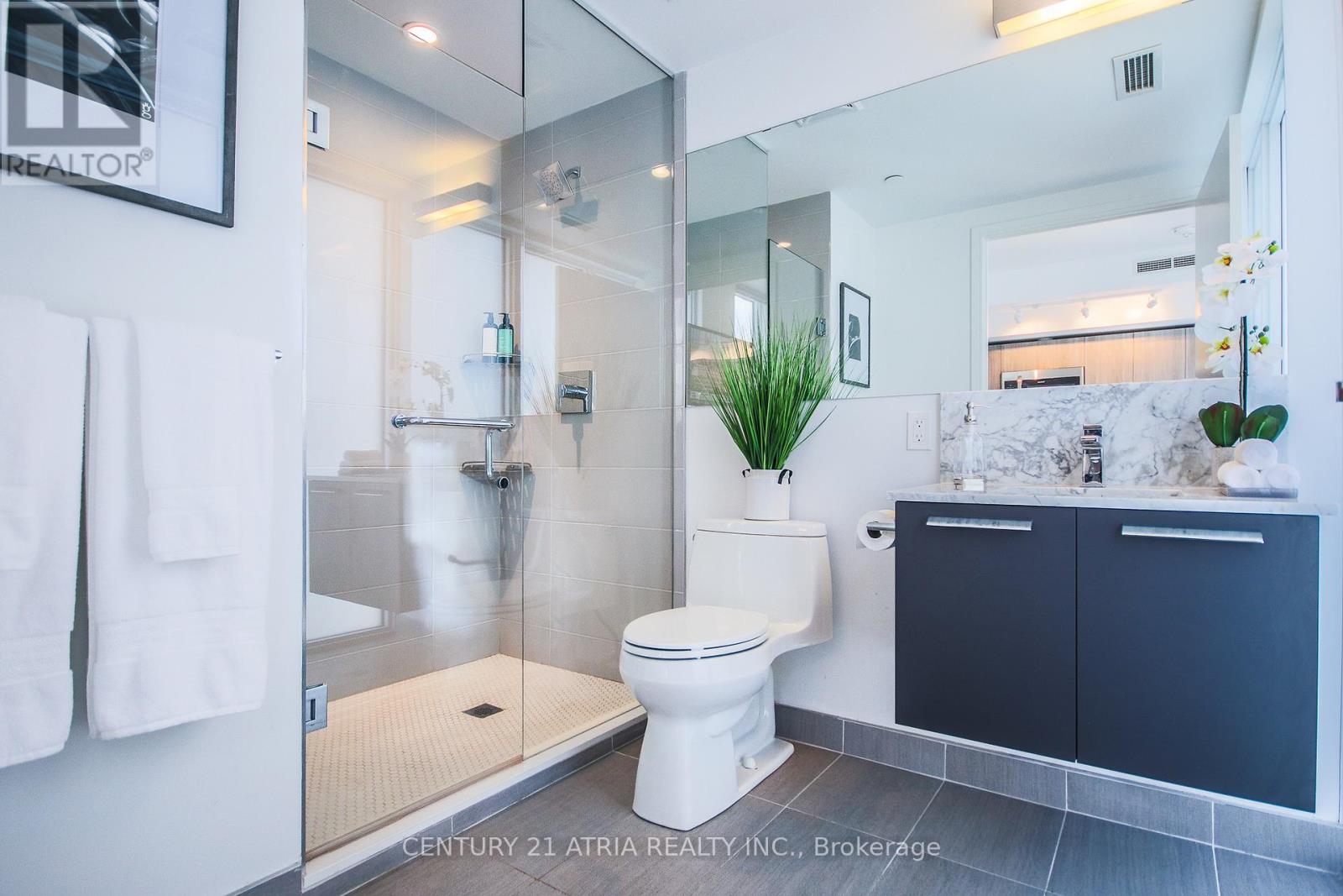 #2310 28 WELLESLEY STREET - 17