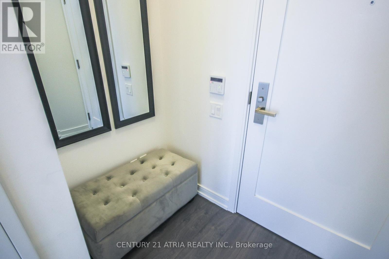 #2310 28 WELLESLEY STREET - 21
