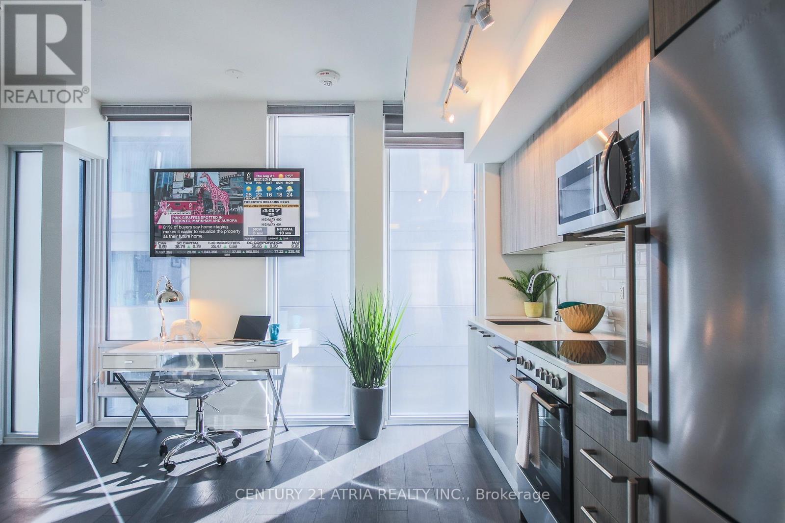 #2310 28 WELLESLEY STREET - 9