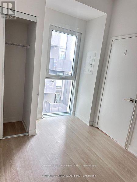 #519 500 WILSON AVENUE - 16