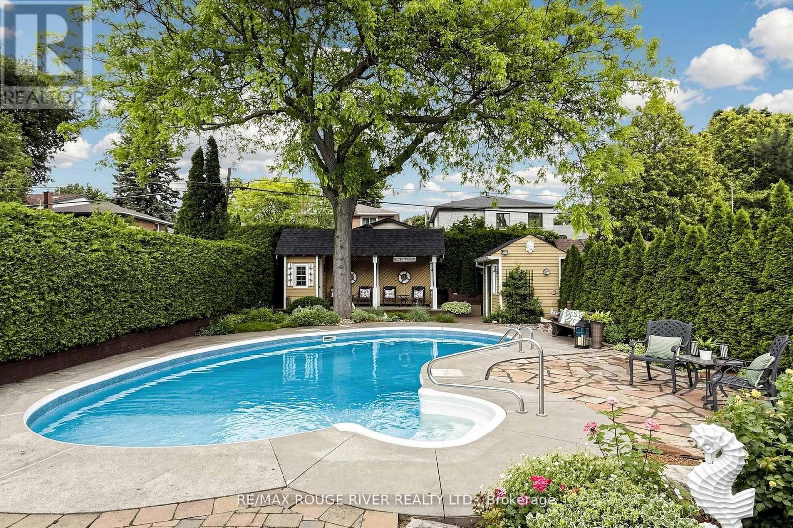Private pool oasis