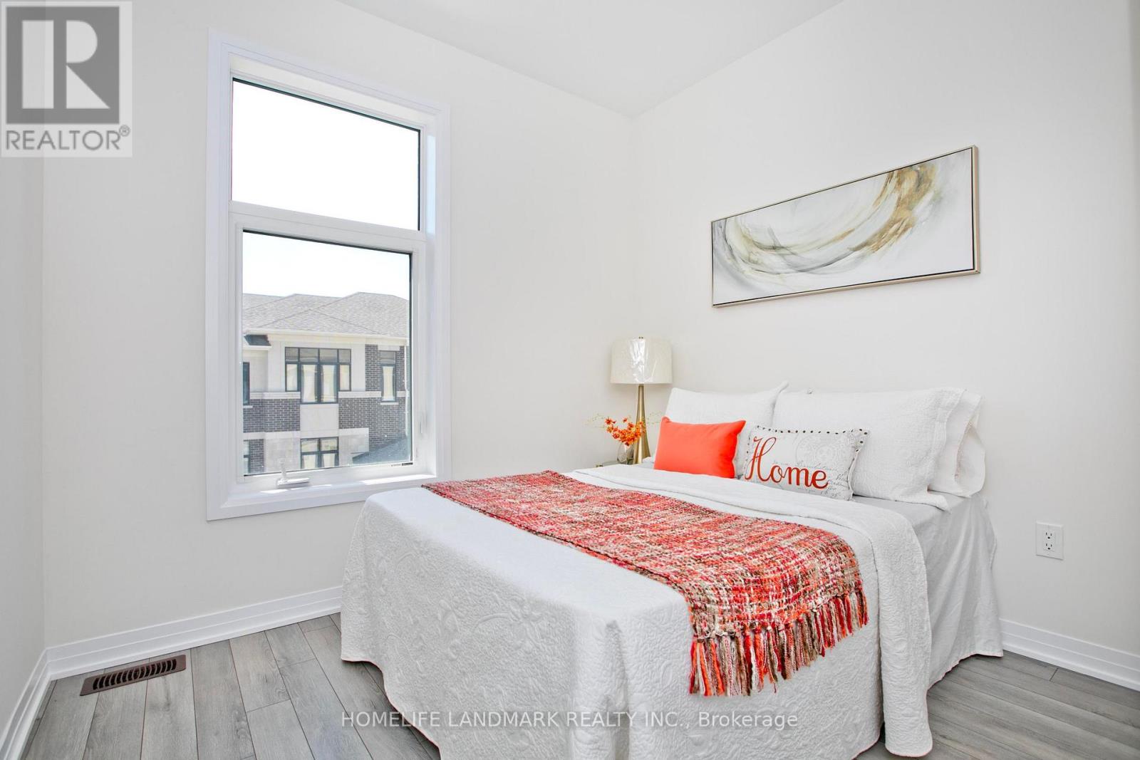33 KAHSHE LANE - 17