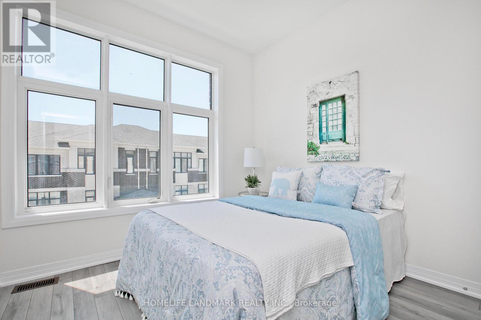 33 KAHSHE LANE - 19