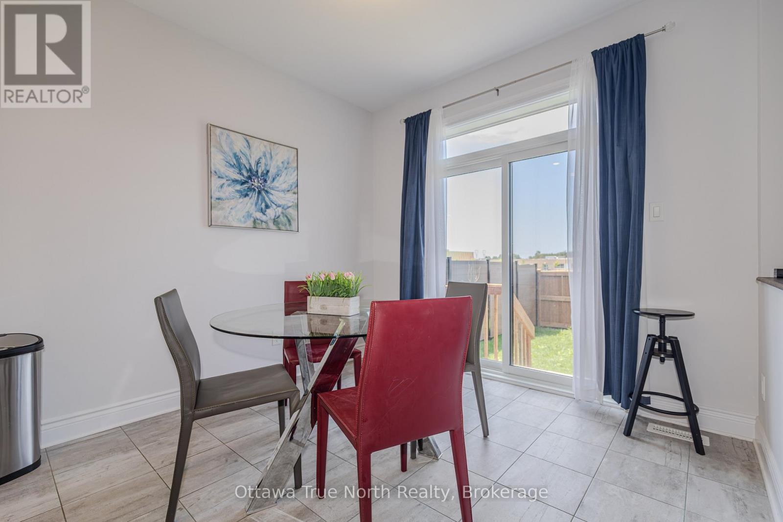152 FINSBURY AVENUE - 23