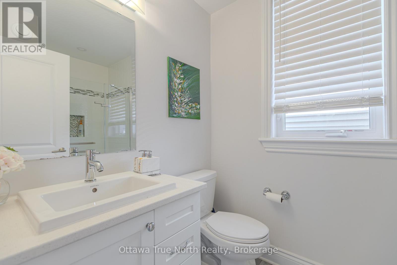 152 FINSBURY AVENUE - 30